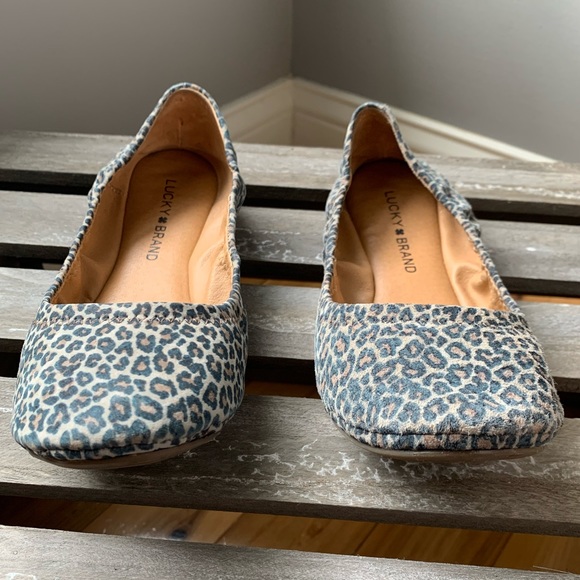 LIKE NEW! Lucky Brand Ballet Flats sz. 7.5 - Picture 2 of 3